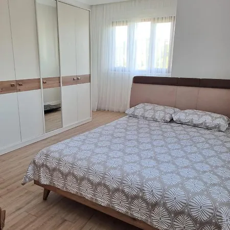 Doganin Icindeki Huzurlu Daire