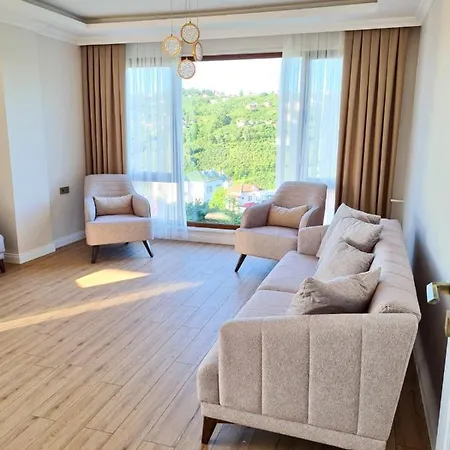 Daire Doganin Icindeki Huzurlu Daire Trabzon